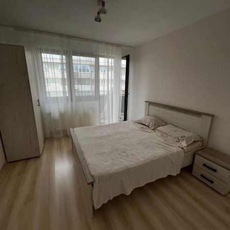 Apartament Centru Ramnicu Valcea Exterior foto