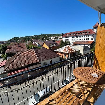 Apartament Centru Ramnicu Valcea Exterior foto